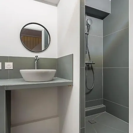 Platine - Furnished - Downtown * Лион